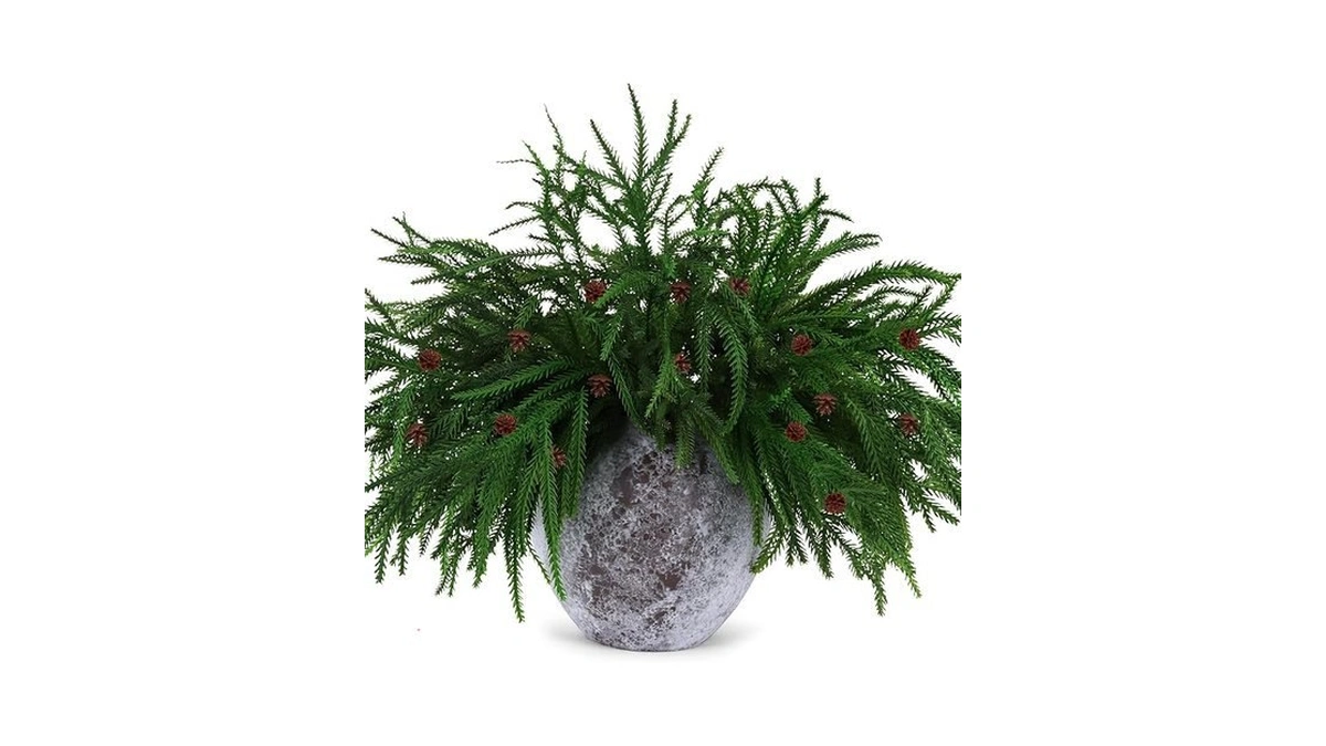 Amazon deal: Oleitodh 16 Pcs 18 Extra Length Artificial Norfolk