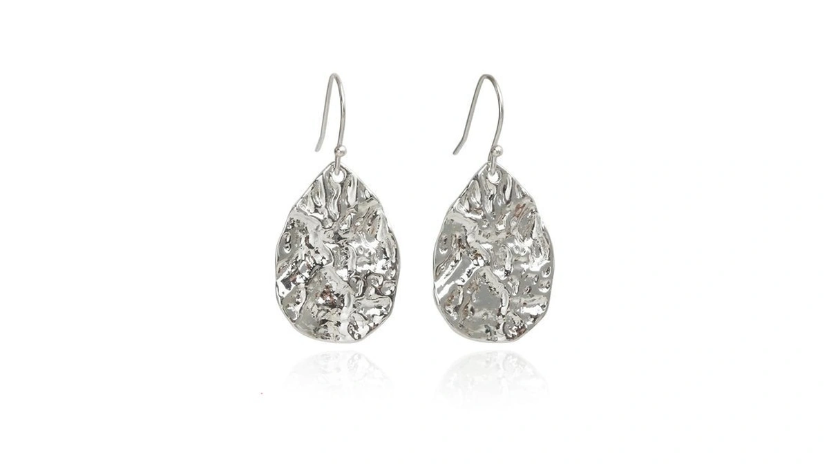 Amazon deal: Handmade Hammered Teardrop Dangling Drop Earrings.