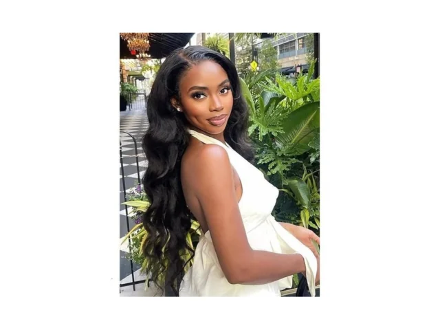 Emistar Body Wave Synthetic Lace Front Wig For… Coupon