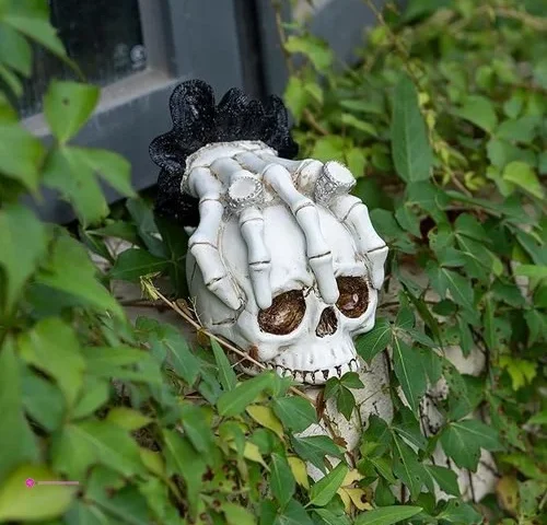 Rezpuao Gothic Statues Code Z6pnn6ye