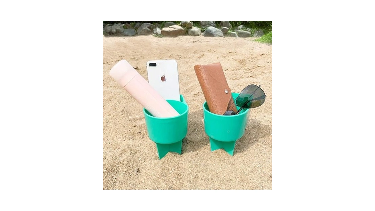 Amazon code: Home Queen Beach Cup Holder With Pocket.