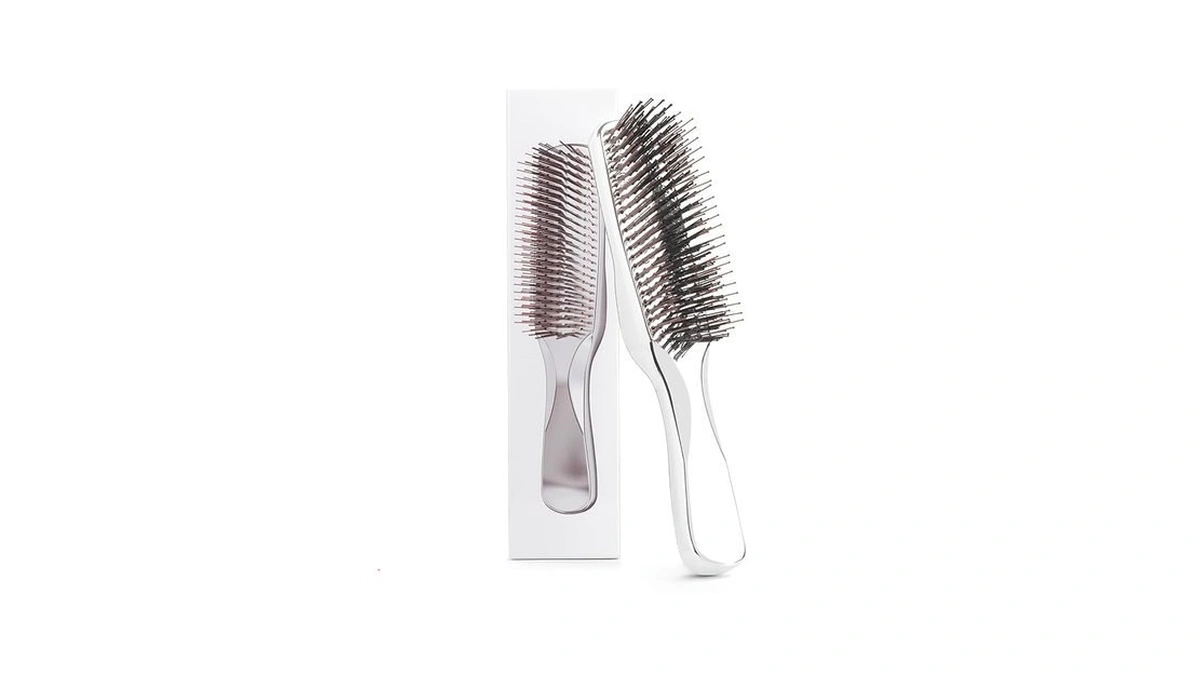 Amazon code: Daily Gard Detangling Hair Brush Dry And