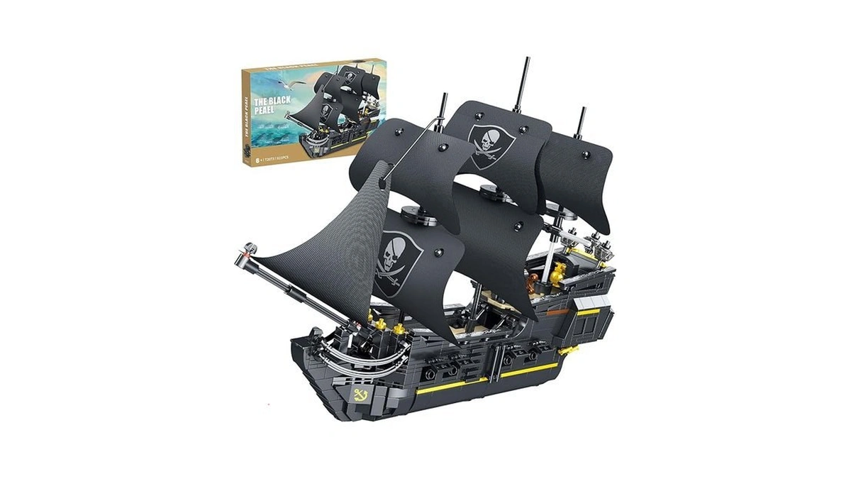 Amazon code: Weuyuiaf Pirate Ship Micro Building Bloc