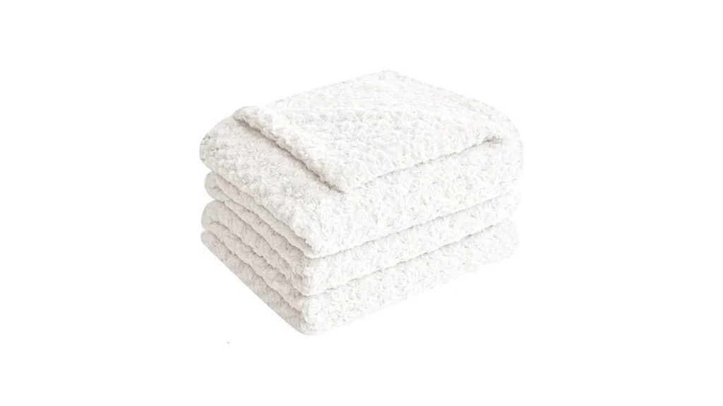 Amazon code: Vfroo Cozy Soft Faux Fur Throw Blanket F