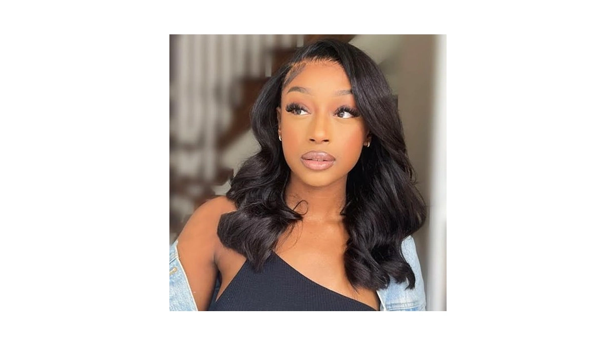 Amazon coupon: 16 Inch Short Wavy V Part Wigs For Black