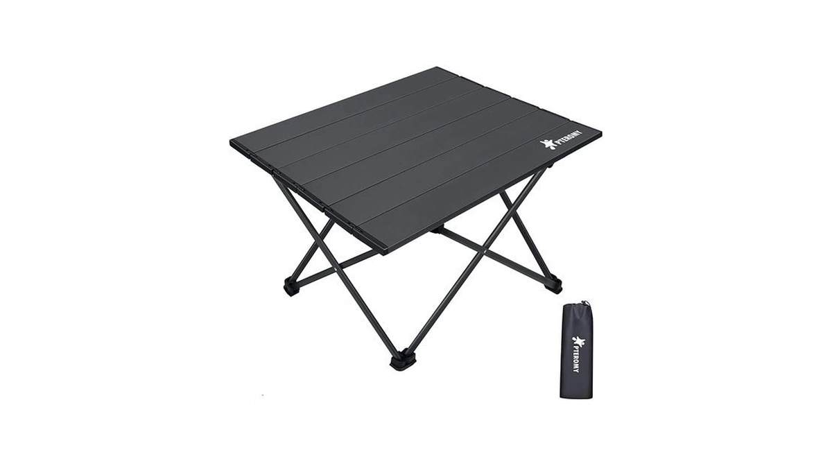 Amazon code: Pteromy Medium Folding Camping Table Por