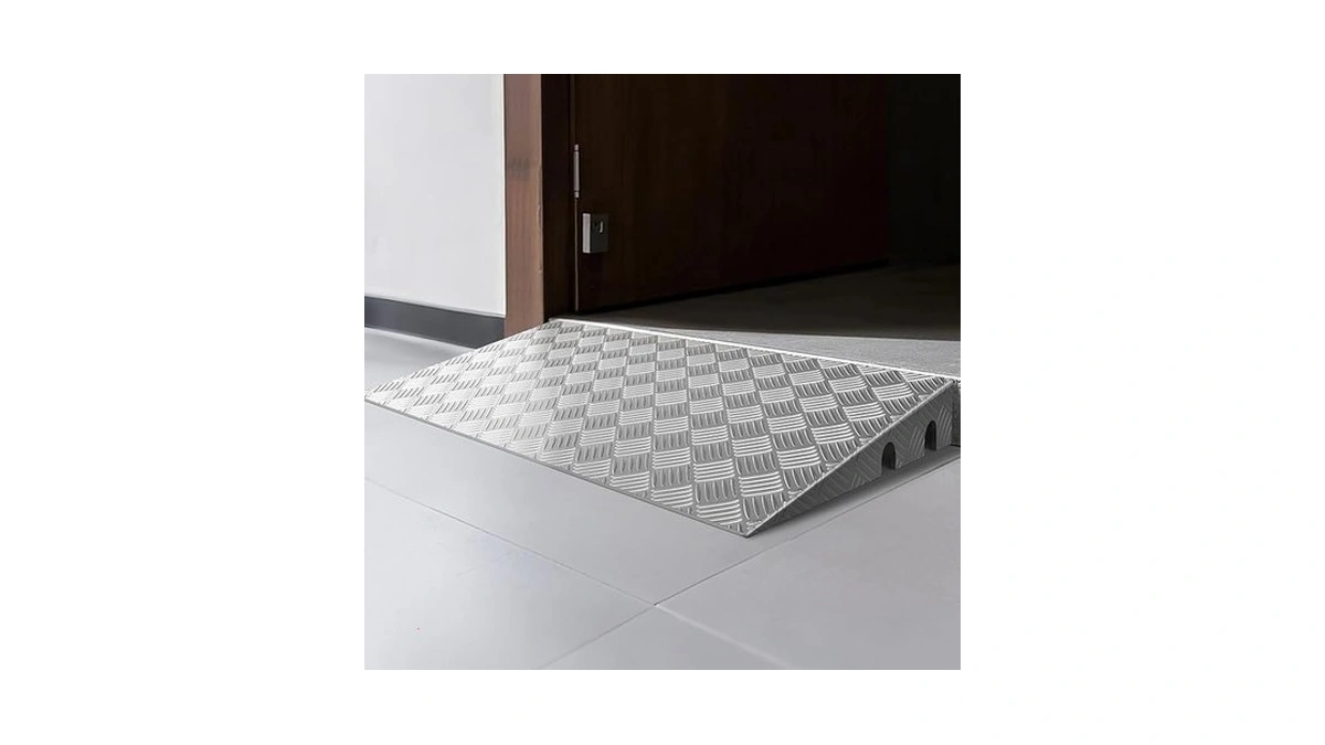 Amazon code: Uokrr 3 Rise Aluminum Threshold Ramp For