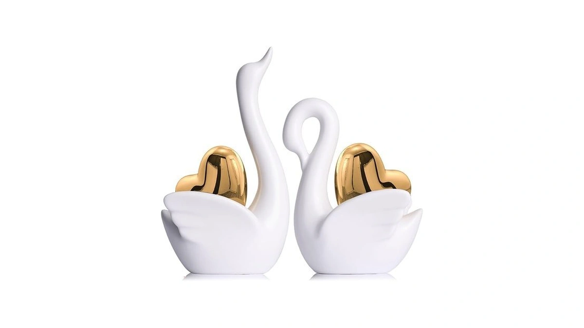 Amazon code: Xmgzq 2pcs White Ceramic Swan Couple Fig