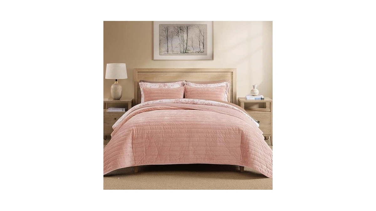 Amazon code: Wrensonge Velvet Queen Quilt Set-3 Piece