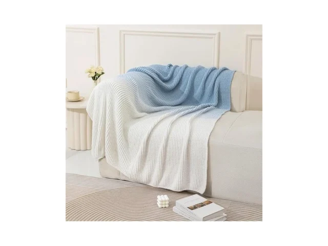 Bearberry Super Soft Throw Blanket Gradual Change… Code