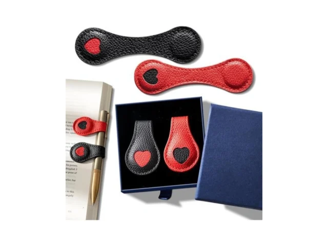2pcs Magnetic Leather Bookmarks With Gift Box… Code