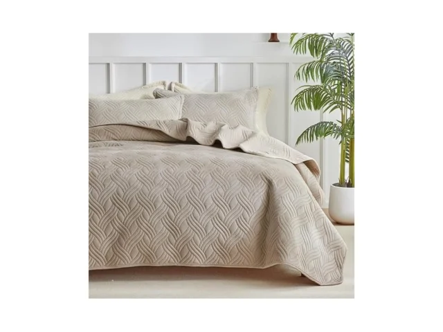 Warmdern Ultrasonic Khaki Velvet Quilt Set Queen… Code