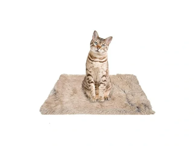 Pjyucien Fluffy Fleece Calming Pet Throw Blanket… Code