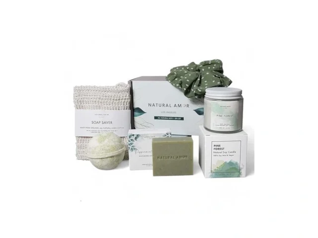 Natural Amor Green Spa Gift Set For Women… Code
