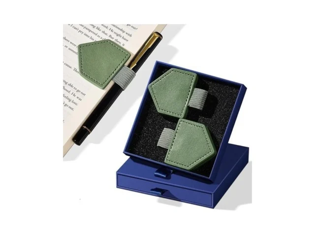2pcs Magnetic Leather Bookmarks With Gift Box… Code