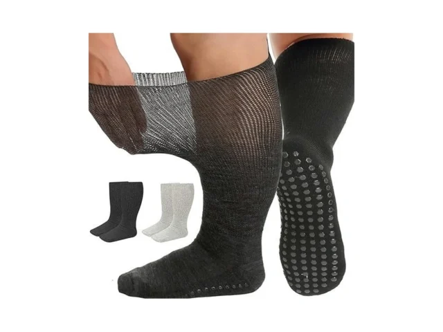 Forcool 2 Pairs Diabetic Socks For Men Women… Code