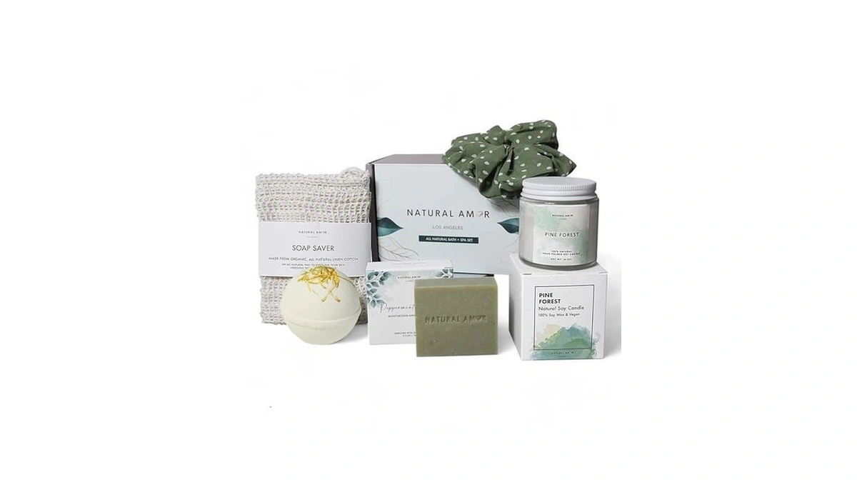 Natural Amor Green Spa Gift Set For Women... - Amazon Promo Code