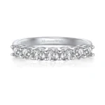Momentwish Anniversary Rings For Women, 0.7carat Moissanite Eternity Band 925