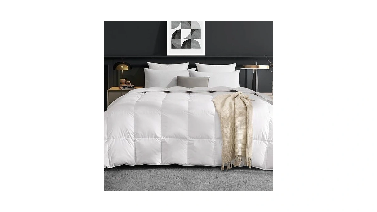 Dreamhood Down Feather Fiber Comforter King Size, Fluffy Breathable White