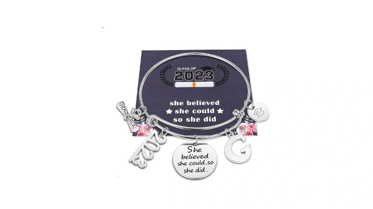Gliveor Graduation Gifts 2026, Class Of 2026 Graduation Charm Bracelet