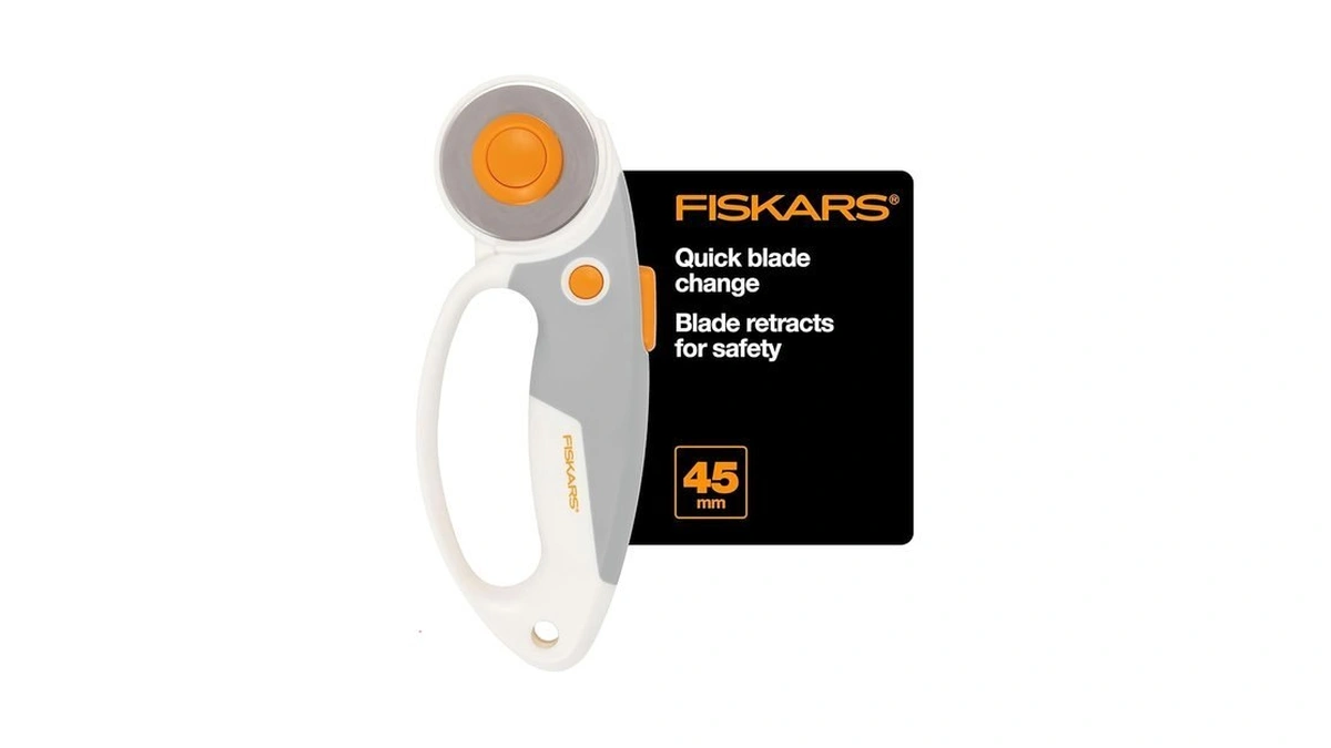 Fiskars Loop Rotary Cutter, Titanium 45mm Blade, Ideal For Cutting