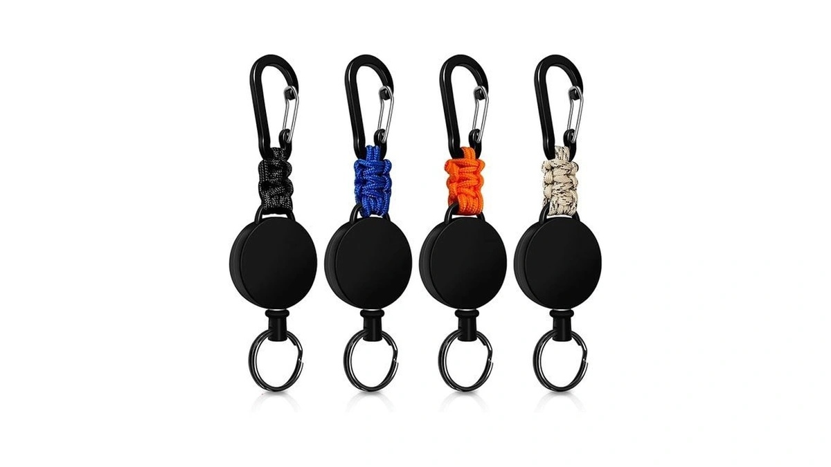 Retractable Keychain 4 Pieces Heavy Duty Carabiner Badge Holder Retractable