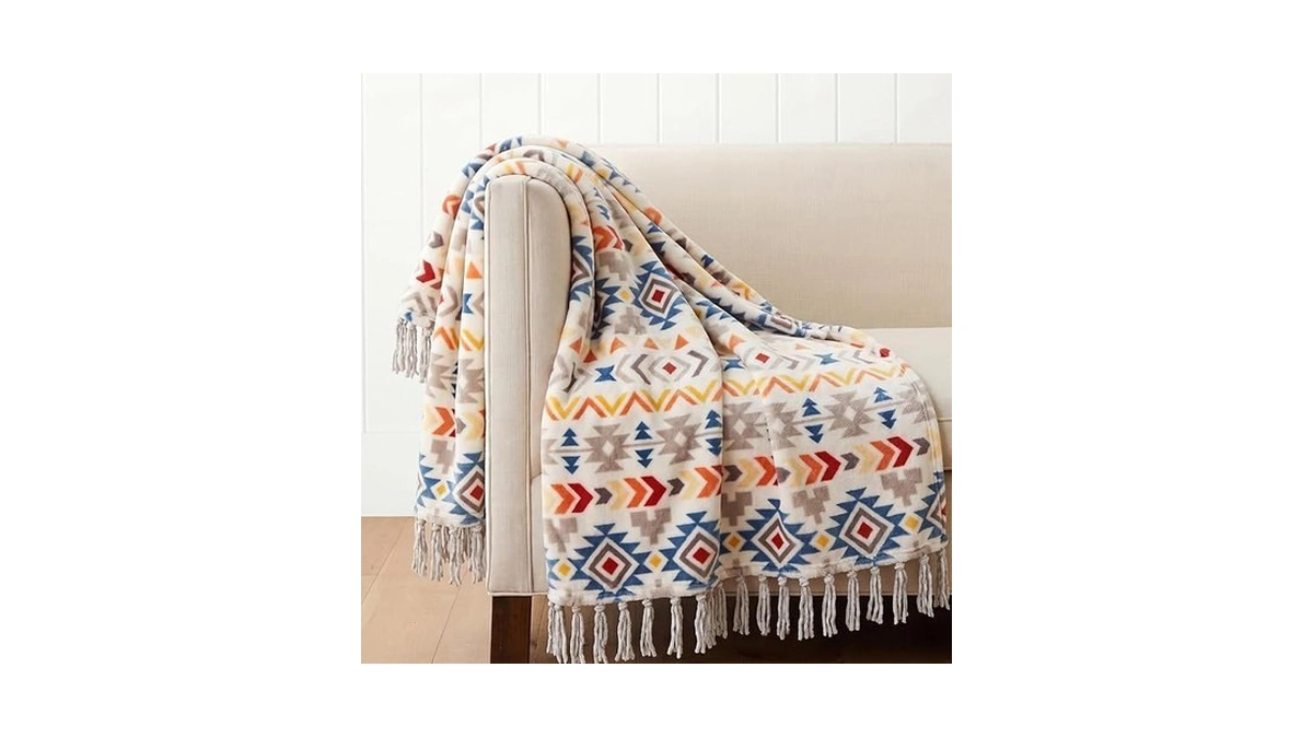 Casaagusto Boho Throw Blanket With Tassel, Farmhouse Western Flannel Bohemian