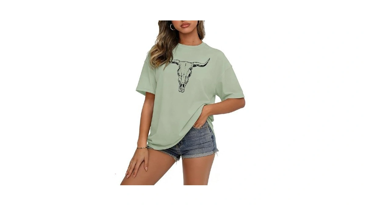 Women's Western Graphic Tee Boho Cow Skull Cowgirl Rodeo Vintage
