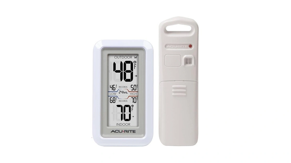 Acurite 02049 Digital Thermometer With Indoor/outdoor Temperature,white