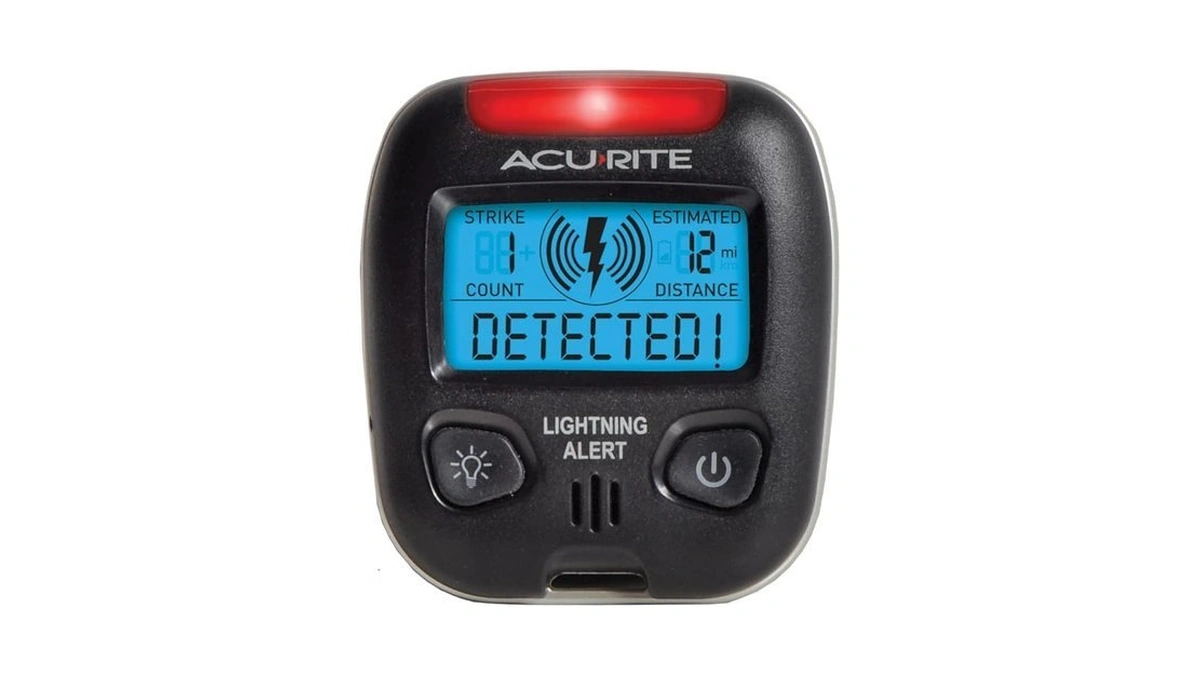 Acurite 02020 Portable Lightning Detector Black, 2½l X 1w X