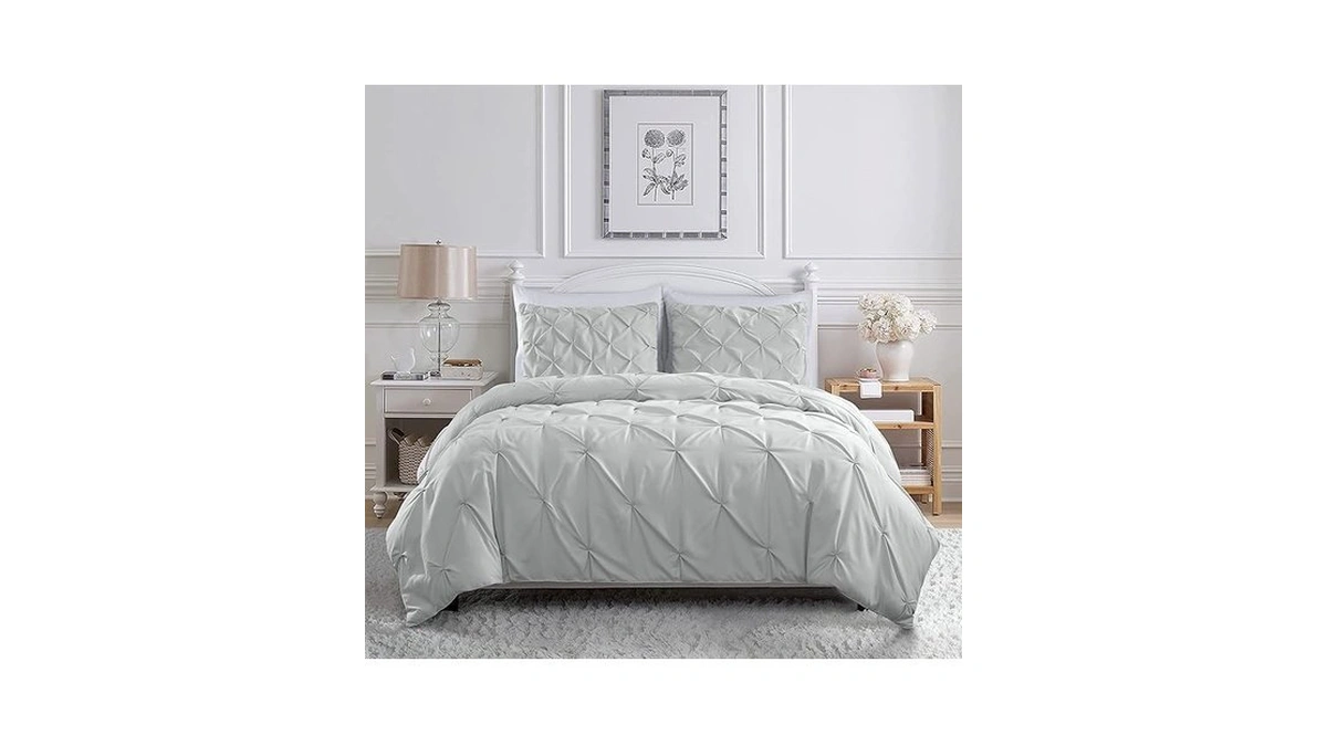 Chezmoi Collection Berlin Light Gray Pinch Pleat Full Comforter Set,