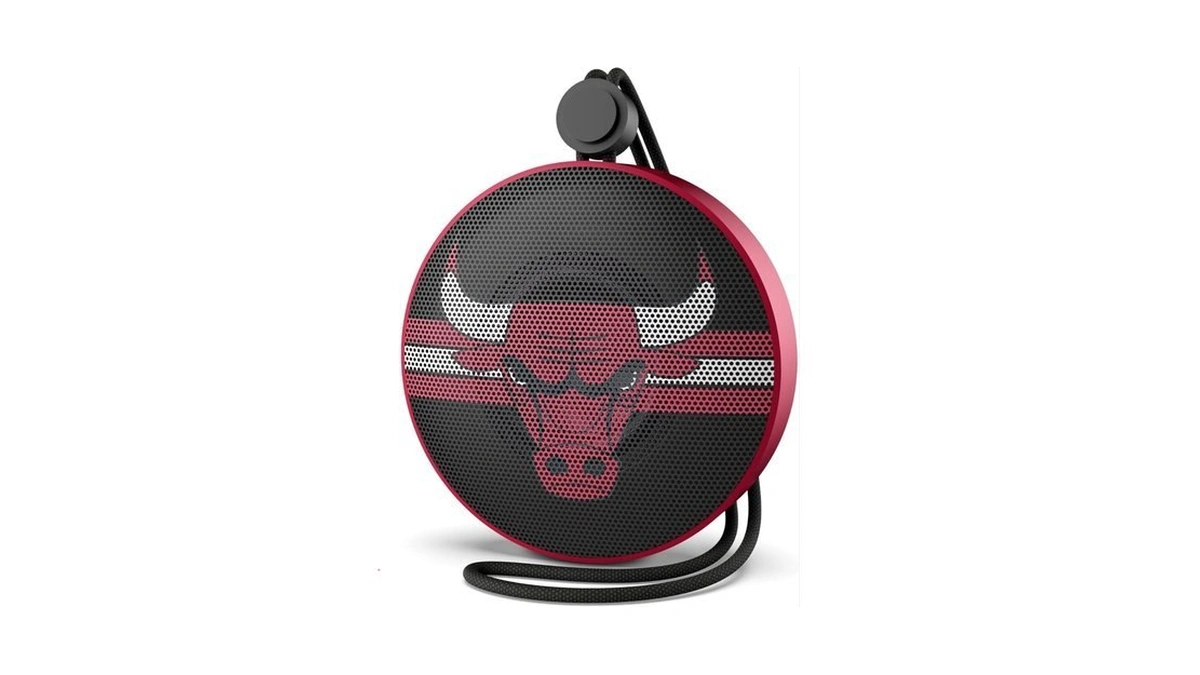 Soar Nba Bluetooth Bottle Opener Speaker, Chicago Bulls