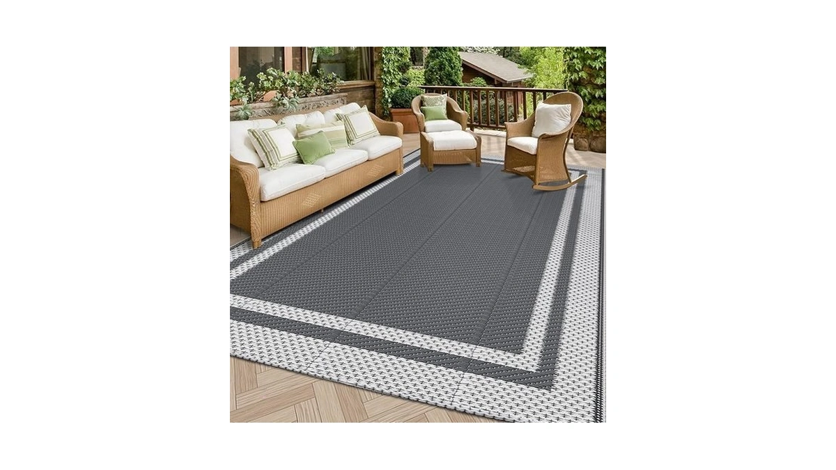 Happytrends Outdoor Rug Reversible Portable Plastic Straw Camping Rugs For