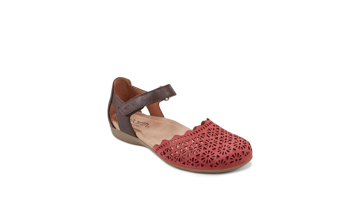 Earth Footwear Women's, Bronnie Sandal, Red 610, 5 M