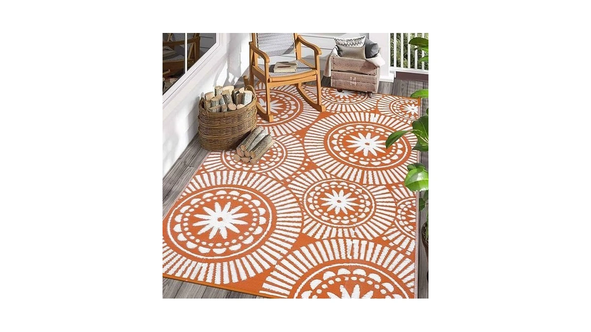 Ileading Outdoor Plastic Straw Rug 6x9ft Modern Geometric Style Reversible