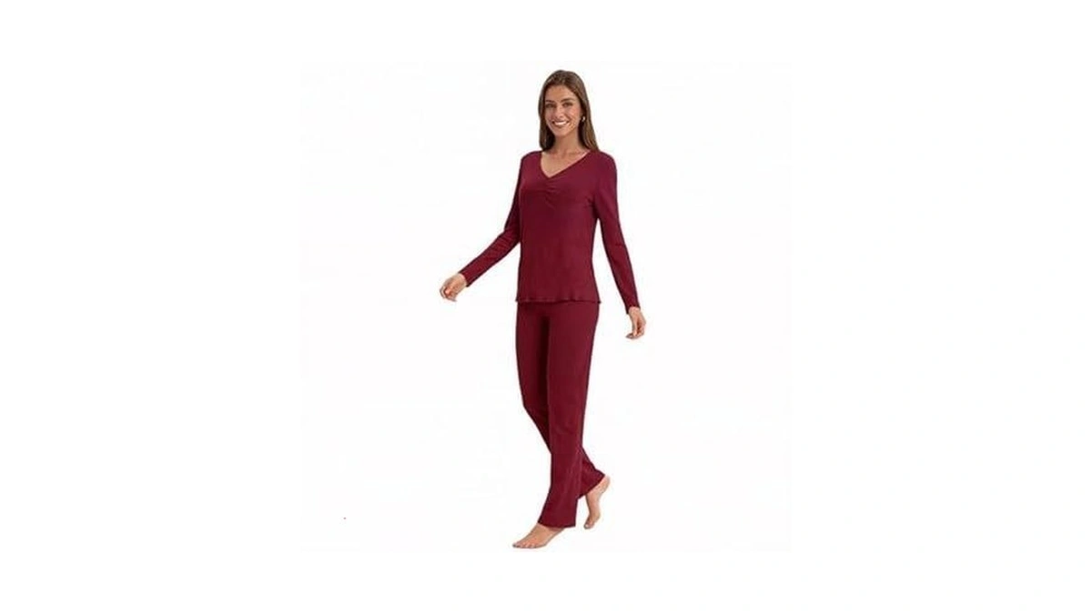 Navisting Women's Cool Pajamas Set Lightweight Sleepwear V-neck Top And