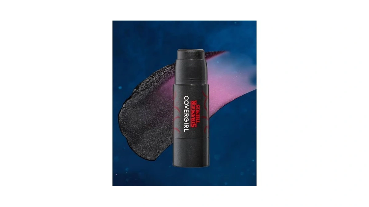 Covergirl X Stranger Things Vecna's Curse Ph Transforming Blush -
