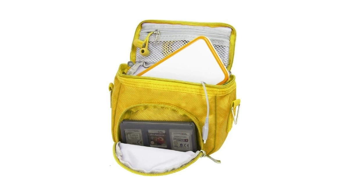 Orzly Travel Bag For Nintendo Ds Consoles (new 2ds Xl