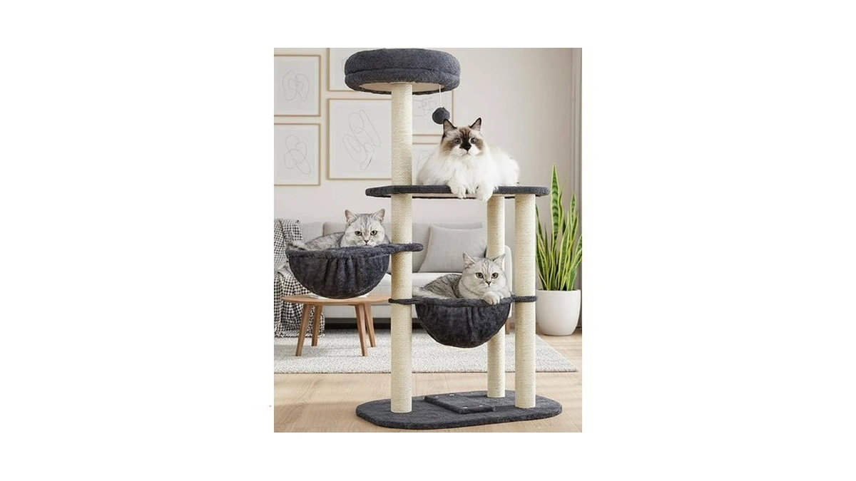 Small Cat Tree Tower With Lots Of Scratching Posts -