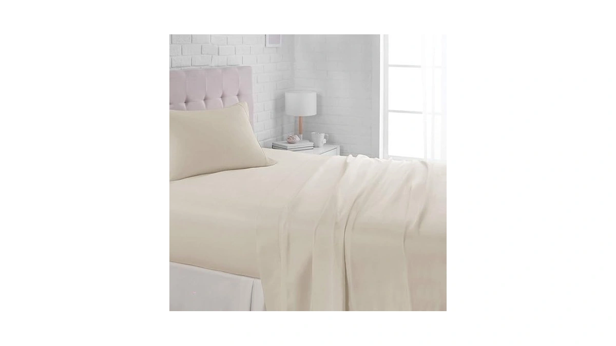 Amazon Basics Lightweight Super Soft Easy Care Wrinkle Free Breathable