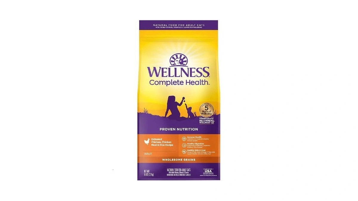 Wellness Complete Health Adult Dry Cat Food, Natural, Wholesome Grains