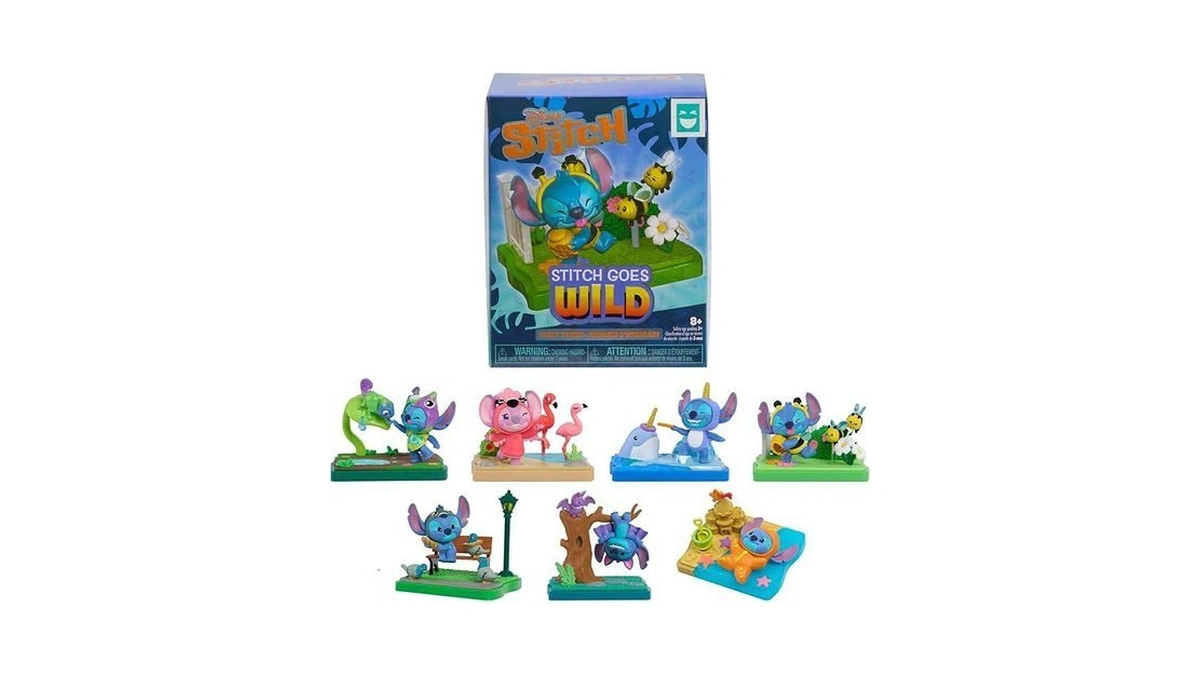 Happy Haul Disney Stitch Goes Wild Scene Setters, Surprise Collectible