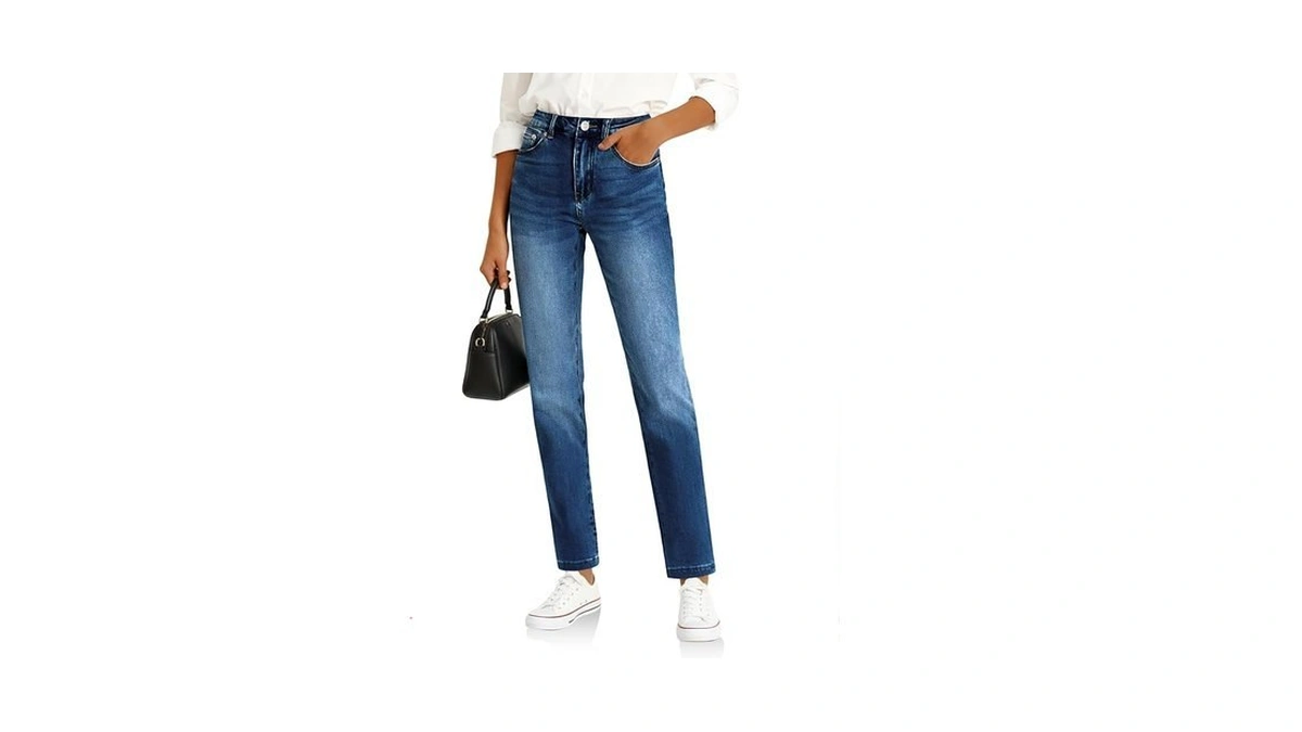 Cicy Bell Womens Straight Leg Jeans High Waisted Mid Rise