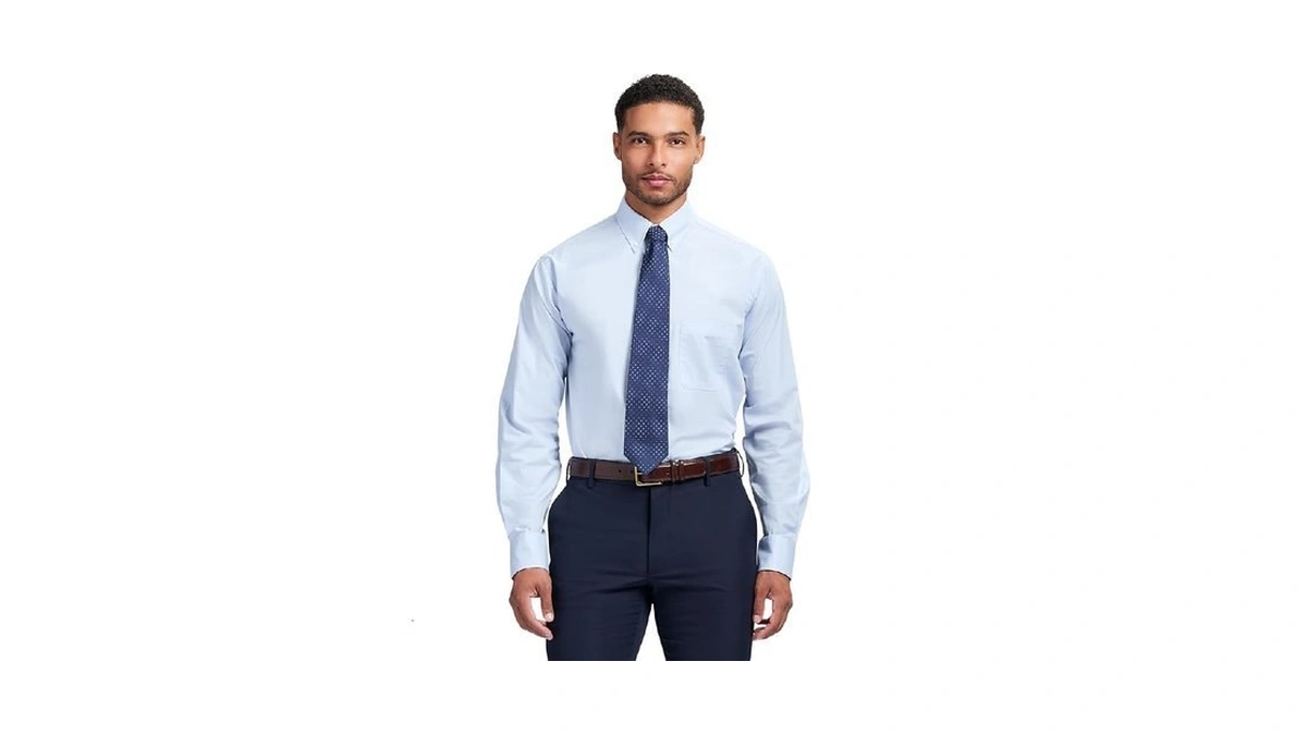 Izod Men's Wrinkle Resistant Stretch Fabric Button Down Collar Dress