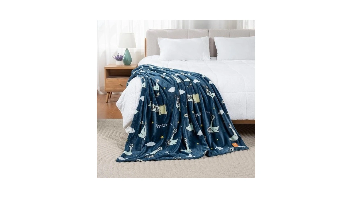 Berkshire Blanket & Mo Willems® Velvetloft® Luxury Soft Cozy Cute