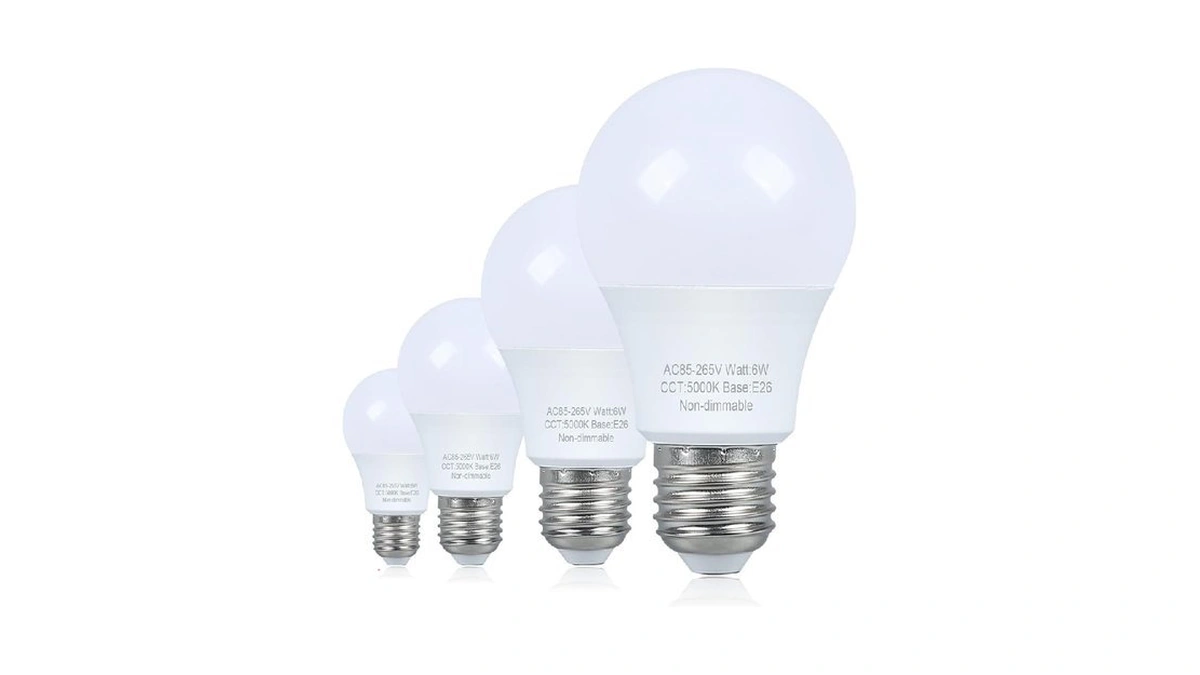 Marxlait 4 Pack Led Light Bulbs 40 Watt Equivalent, Daylight