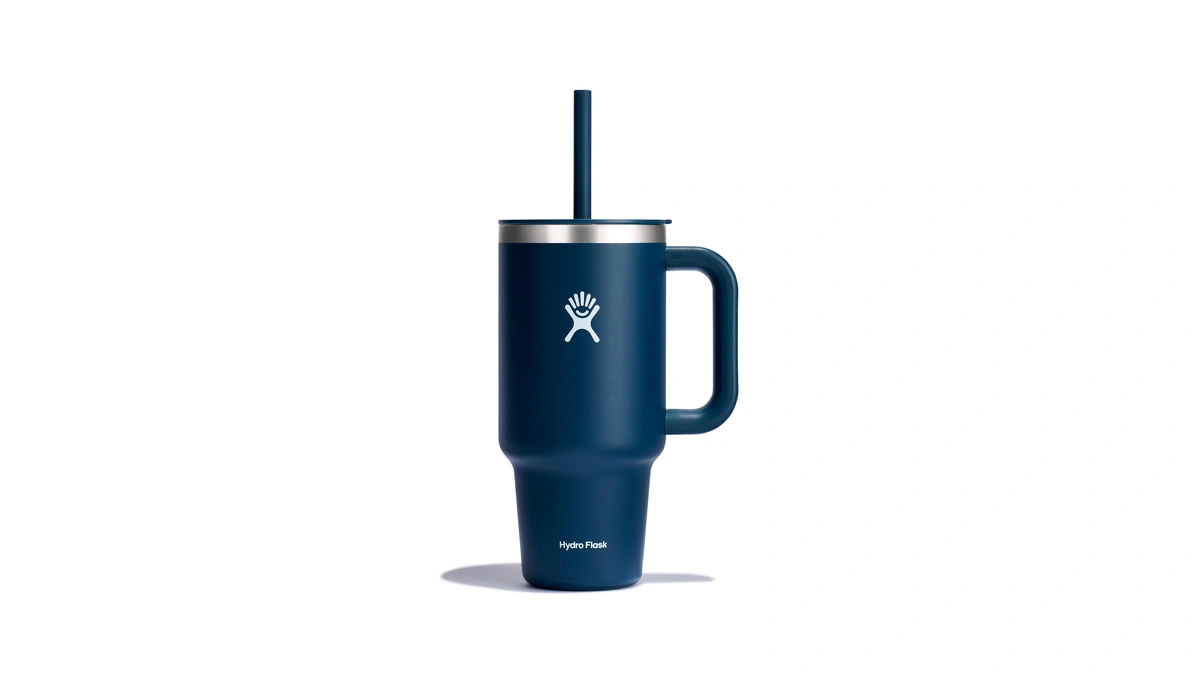 Hydro Flask 32 Oz Travel Tumbler With Handle, Lid And