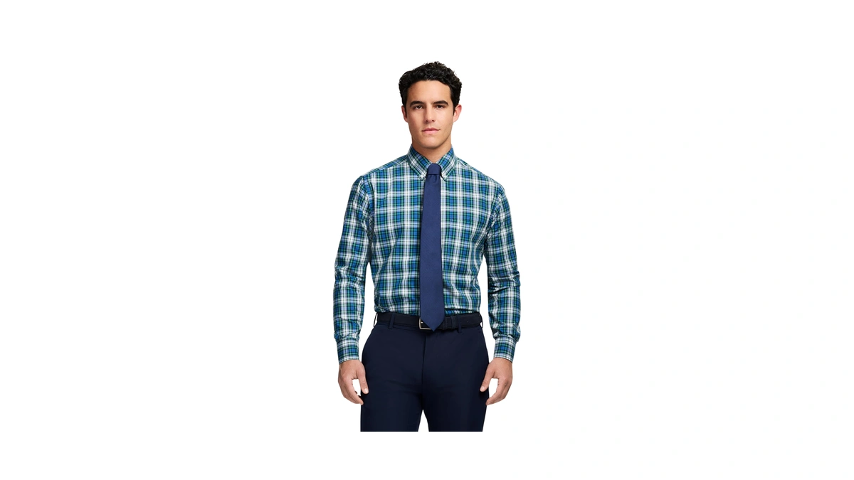 Izod Men's Performance Comfort Long Sleeve Plaid Button Down, Evergreen,
