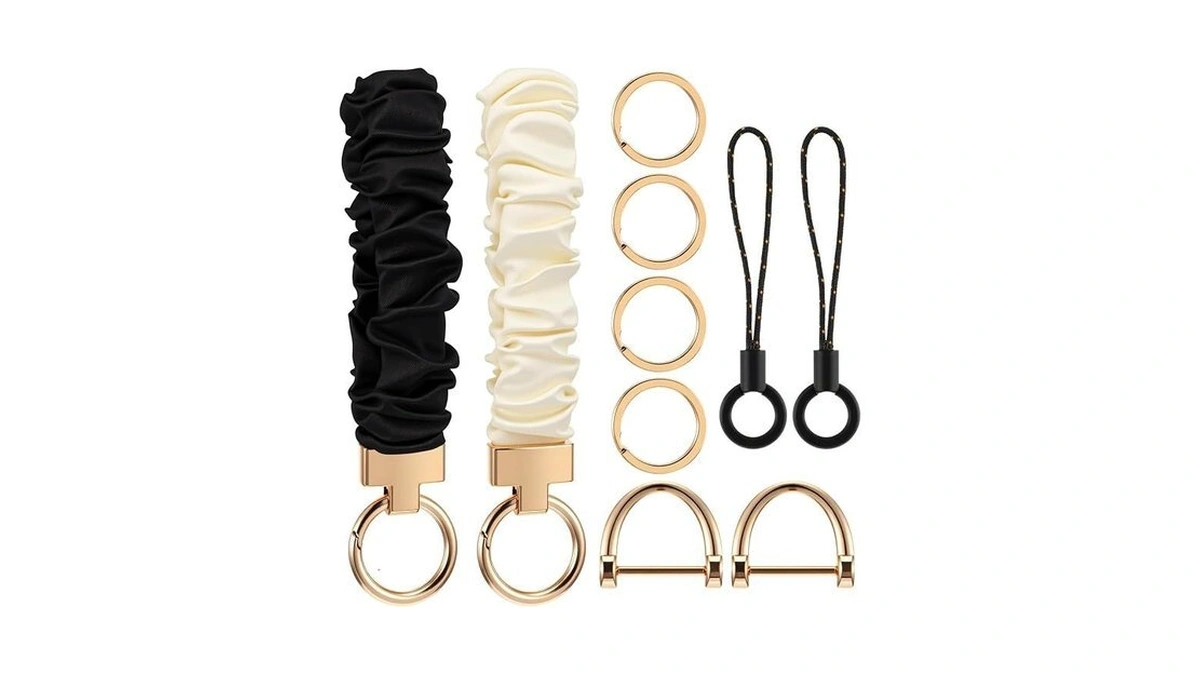 Josojoou 2pcs Scrunchie Keychain Wristlet For Women Men, Stretchy Car