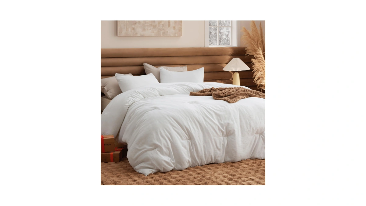 Bedsure Queen Comforter Set, White Soft Prewashed Bedding For All